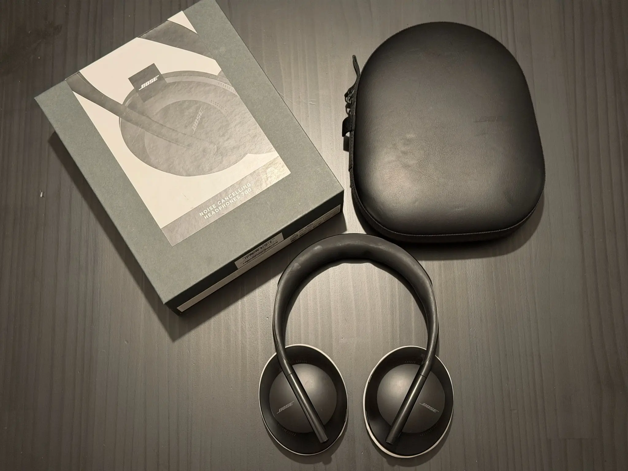 Bose Noise Cancelling Headphones 700
