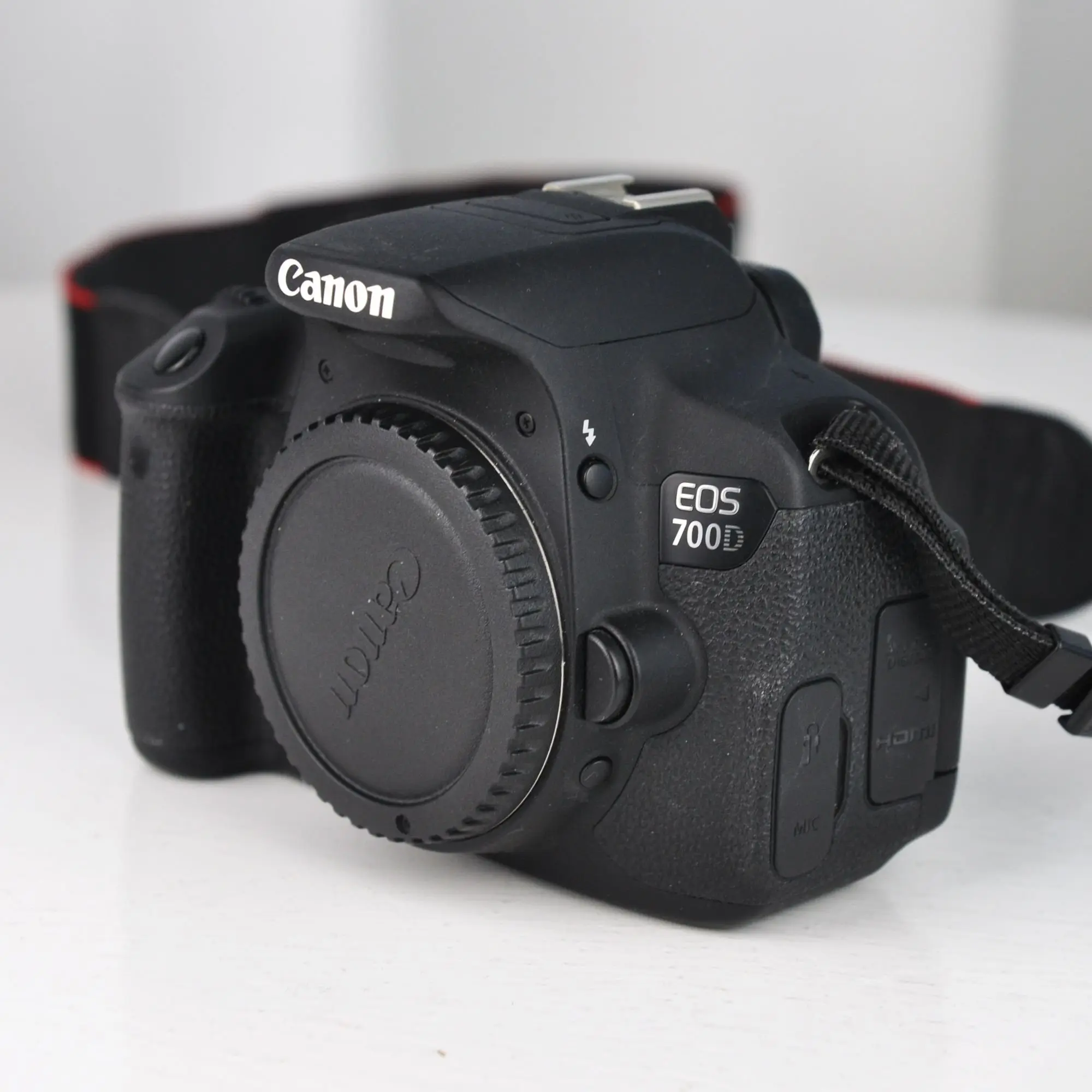 Google Canon EOS 700D - Endast 6260 Exponeringar