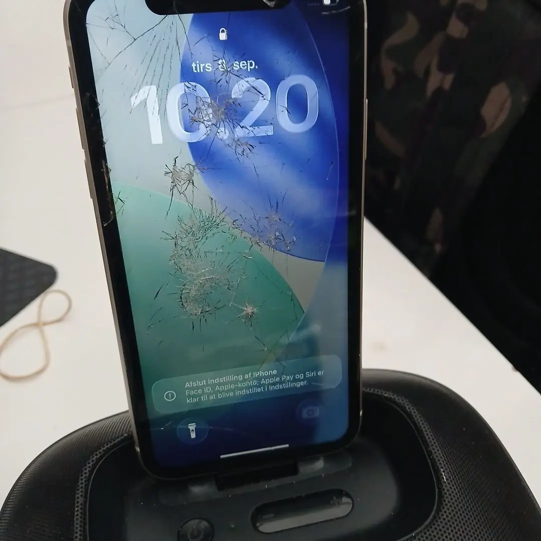 Apple iPhone 15